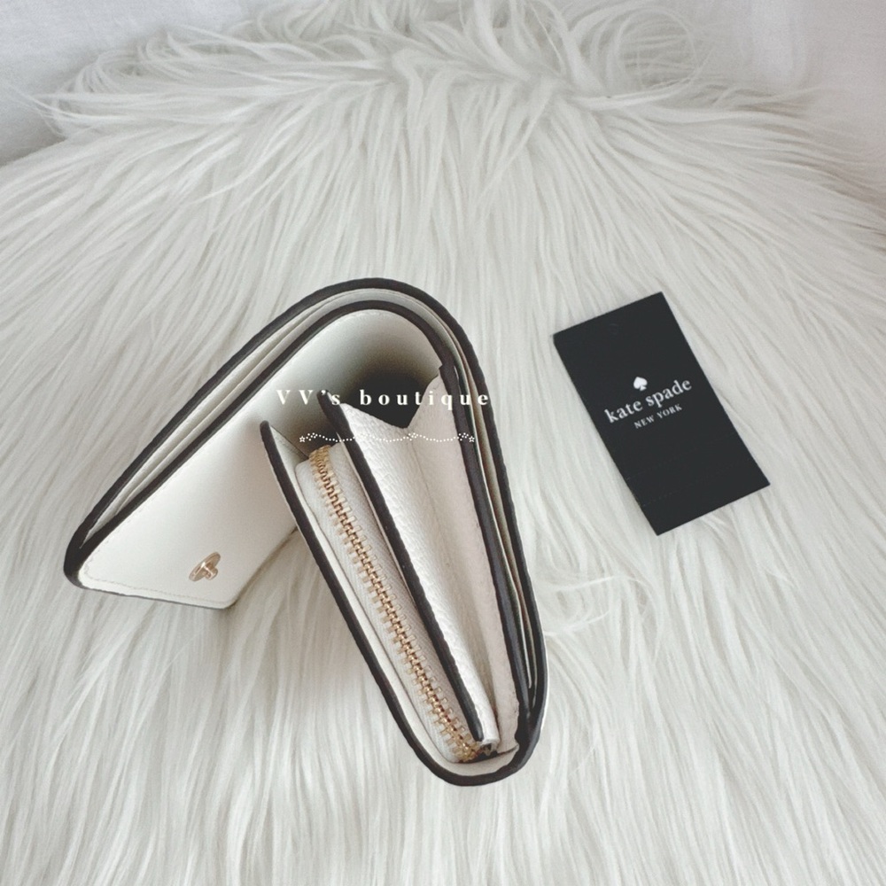 NWT Kate Spade Kayla Small L-Zip Wallet Pebble Leather Meringue White KK056 - Picture 4 of 5